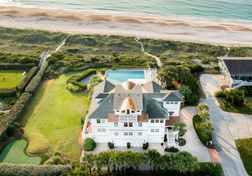 What is the richest beach town in north carolina?